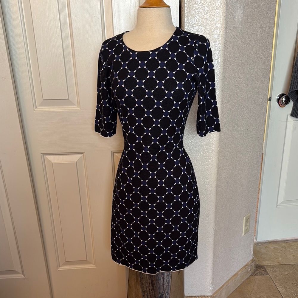 Ann Taylor Black and White Sheath Dress 3/4 Sleeve Crew Neck